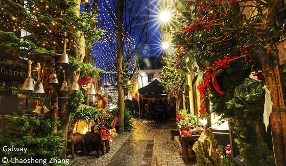 Ierland-Galway_City_Centre_at_Christmas.jpg