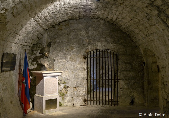 Joux Chateau de Joux gevangenis